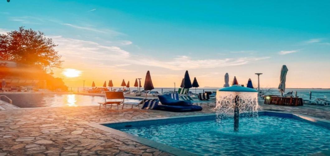 Artemis Beach House Vlore Ngoại thất bức ảnh