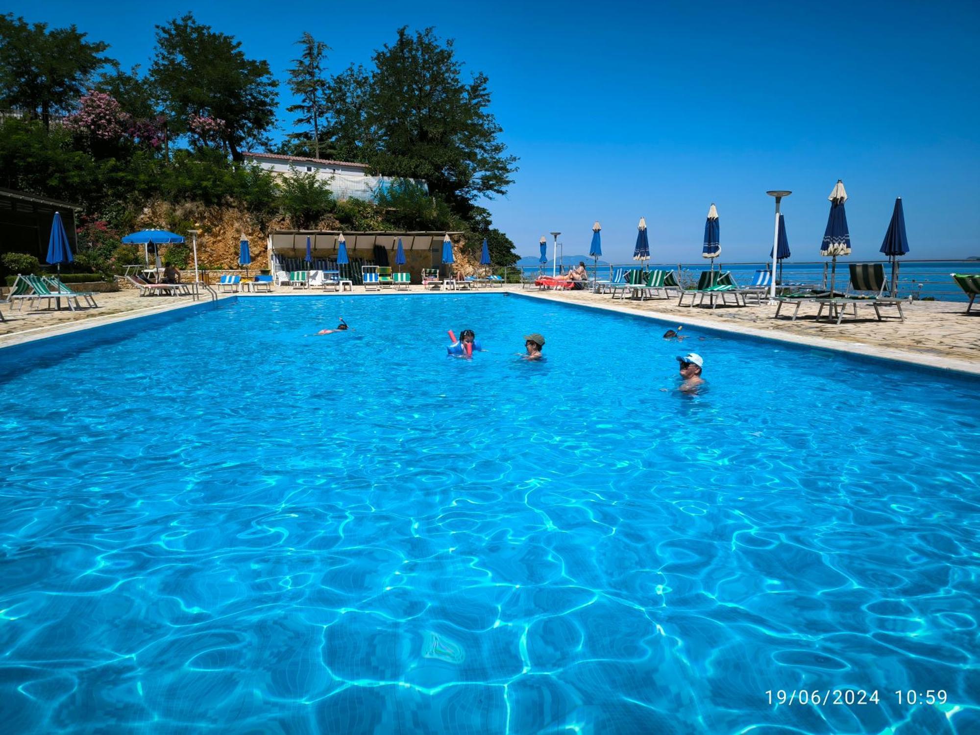 Artemis Beach House Vlore Ngoại thất bức ảnh